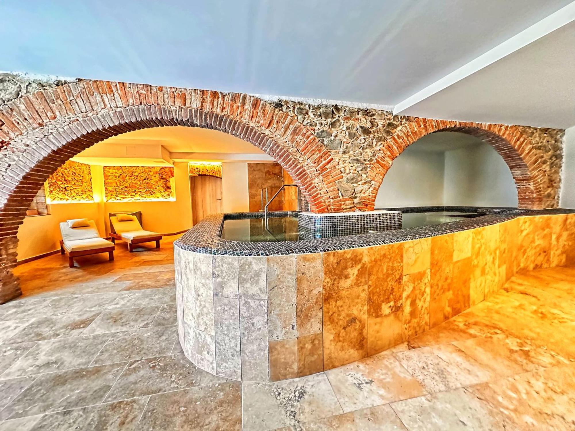 Boutique Hotel Comtal Empuries โรเซส ภายนอก รูปภาพ